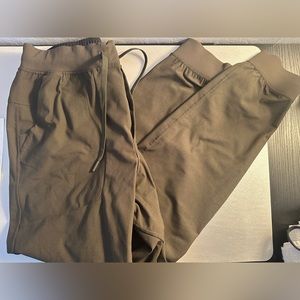 Lululemon ABC Jogger Dark Olive - sz Medium 28 inch inseam